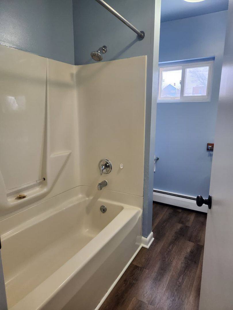 House for rent at 2015 12th Ave, Altoona, PA 16601
