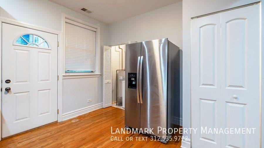 Apartment for rent at 502 E 49th St #203, Chicago, IL 60615