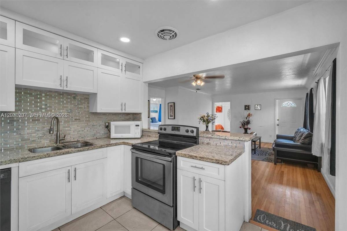 House for rent at 1635 Hollywood Blvd, Hollywood, FL 33020