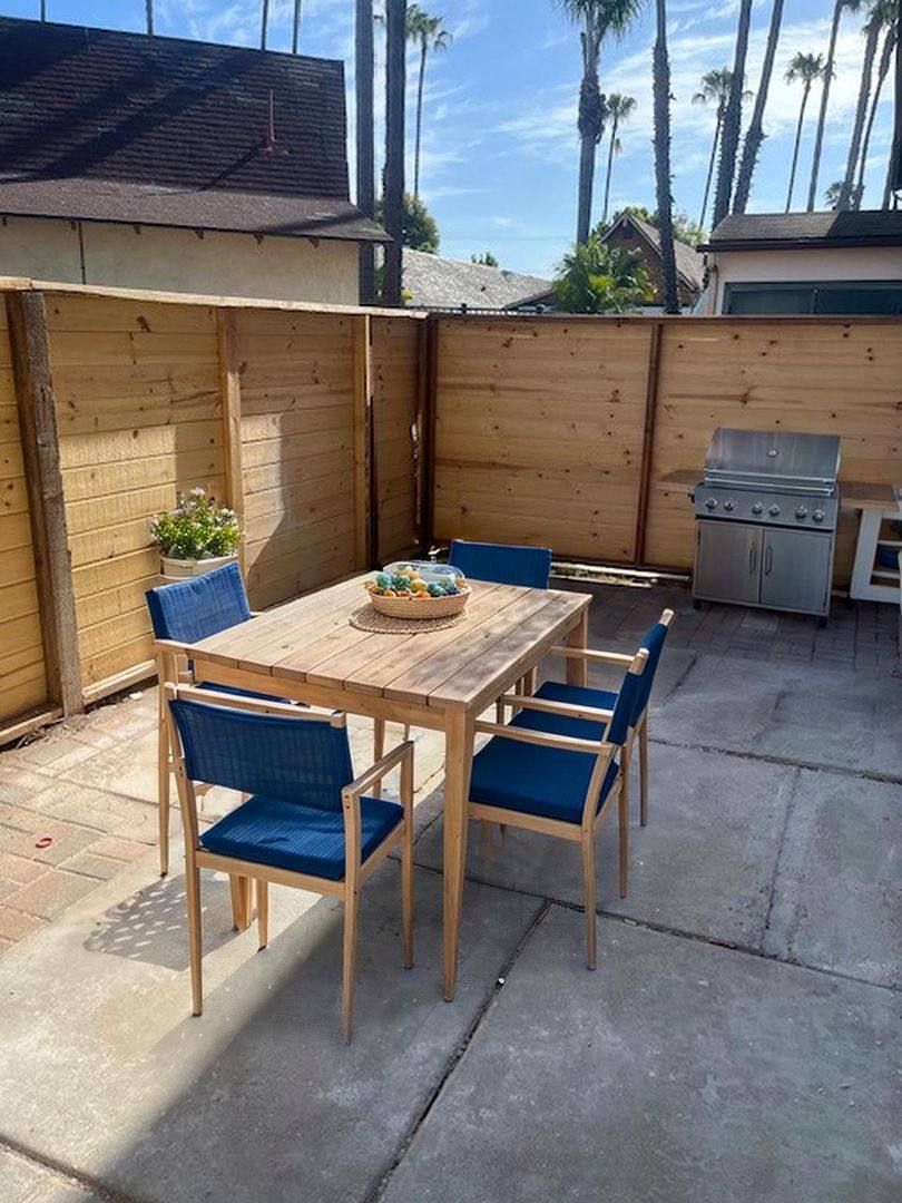 Apartment for rent at 18881 Mora Kai Lane, Huntington Beach, CA 92646