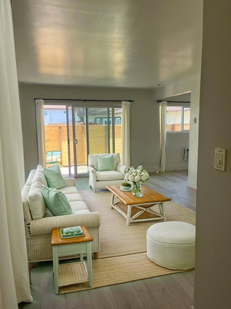 Apartment for rent at 18881 Mora Kai Lane, Huntington Beach, CA 92646