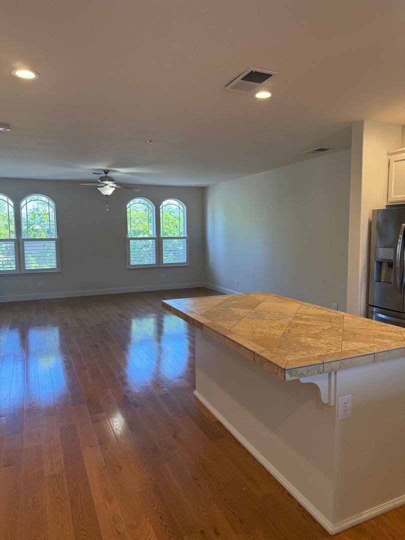 Condo for rent at 236 Windsor River Rd, Windsor, CA 95492