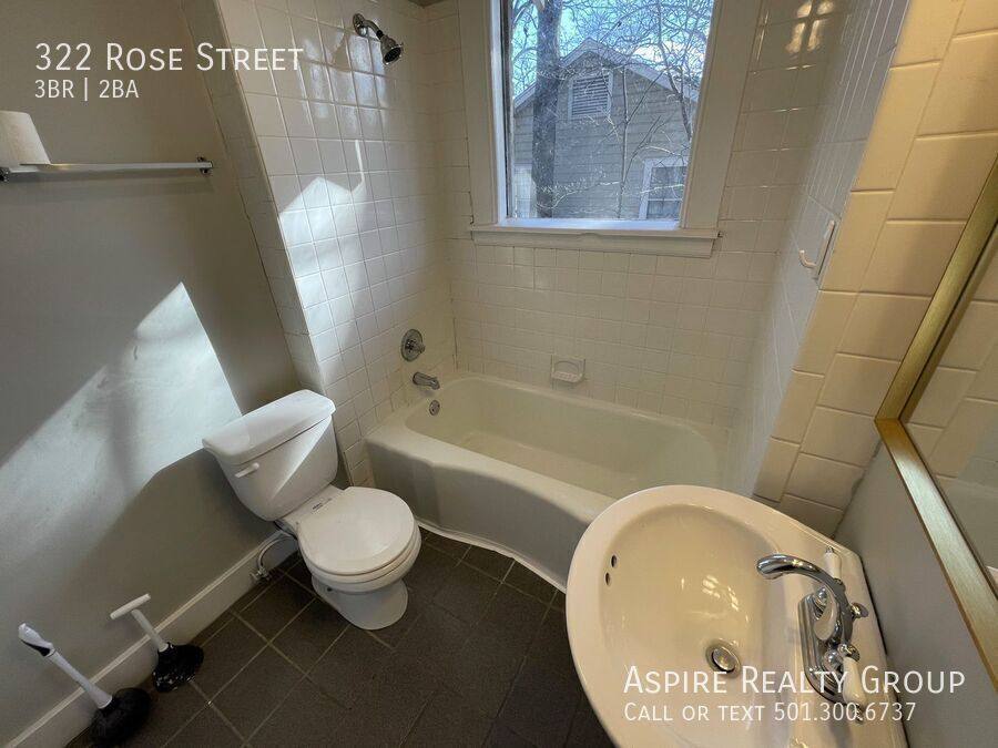 House for rent at 322 Rose St, Little Rock, AR 72205