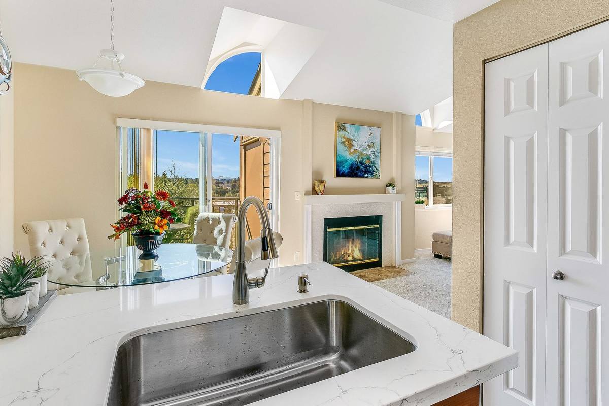 Condo for rent at 3811 130th Lane SE, Bellevue, WA 98006