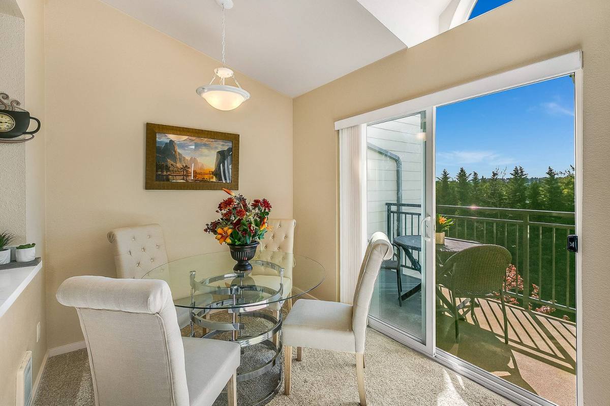 Condo for rent at 3811 130th Lane SE, Bellevue, WA 98006