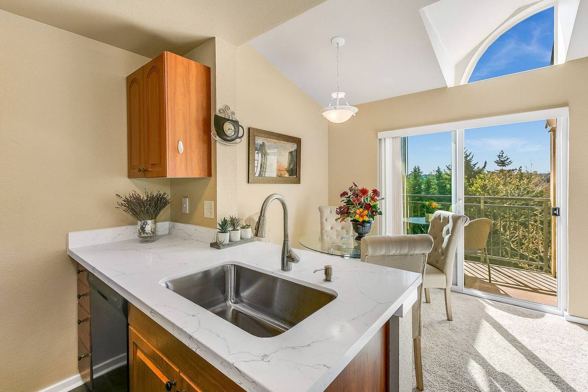 Condo for rent at 3811 130th Lane SE, Bellevue, WA 98006