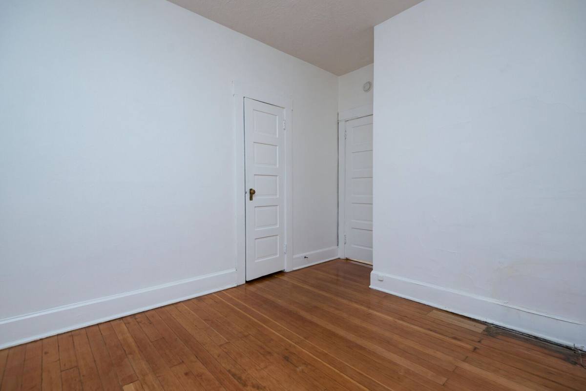 Apartment for rent at 415 NW 21st, Portland, OR 97210
