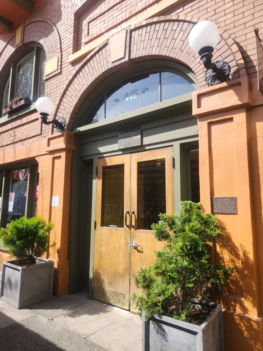 Apartment for rent at 415 NW 21st, Portland, OR 97210