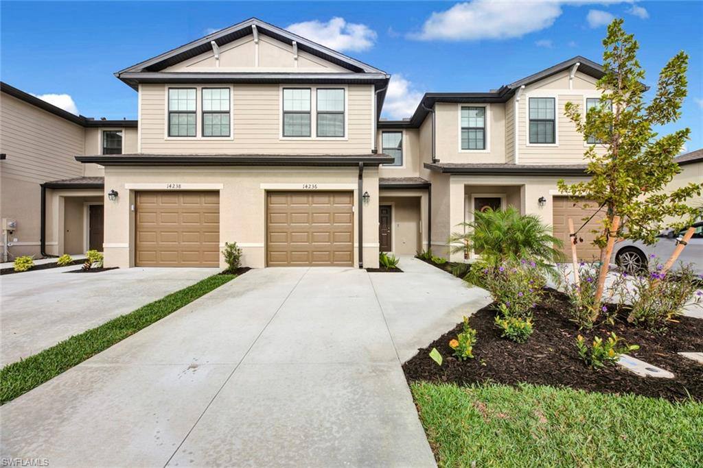 Townhouse for rent at 14236 Oviedo Place, Fort Myers, FL 33905