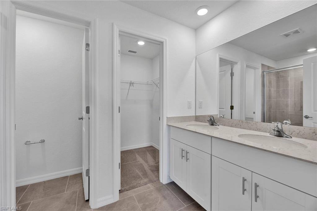 Townhouse for rent at 14236 Oviedo Place, Fort Myers, FL 33905