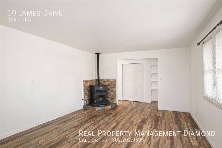 House for rent at 10 James Dr, Milford, DE 19963