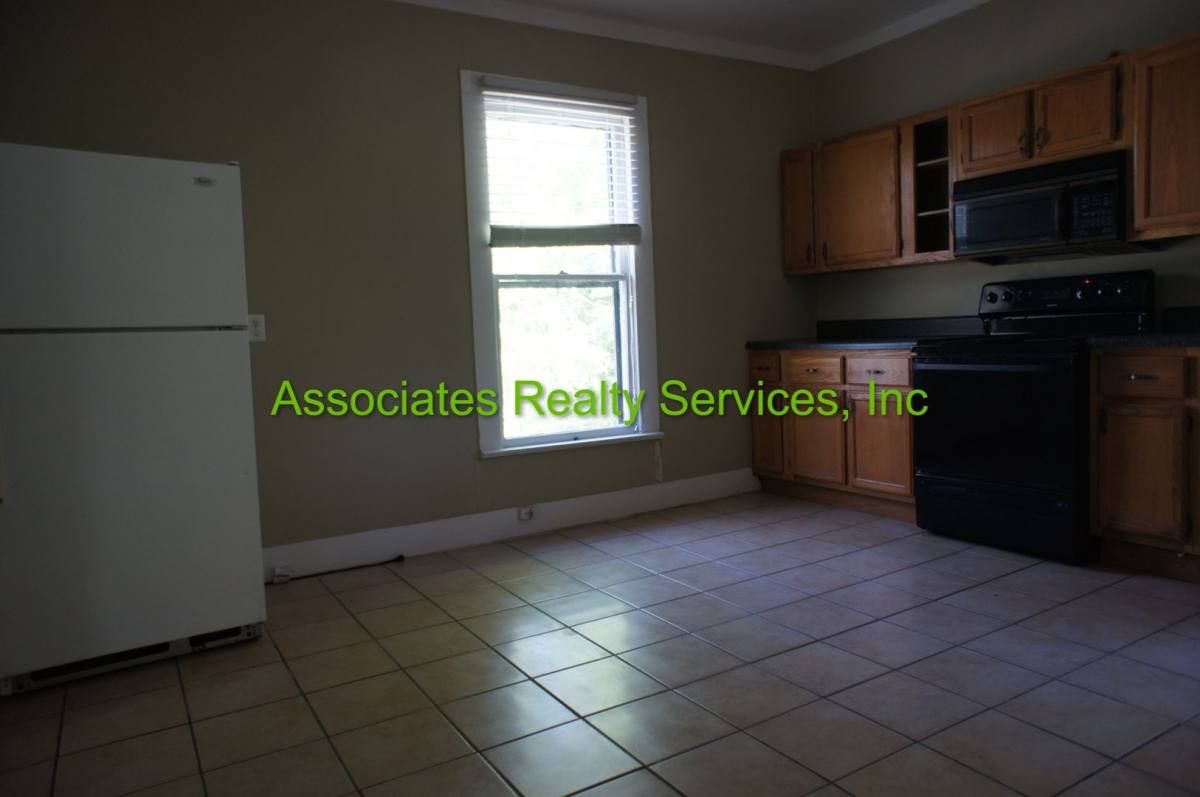 Apartment for rent at 115 NE 9th St, Gainesville, FL 32601