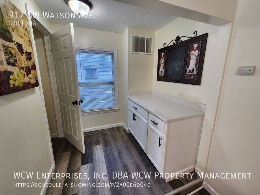 House for rent at 917 SW Watson Ave, Topeka, KS 66606