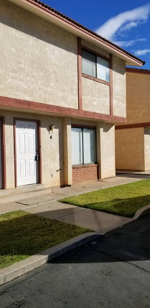Townhouse for rent at 525 S 1100 E, Saint George, UT 84790