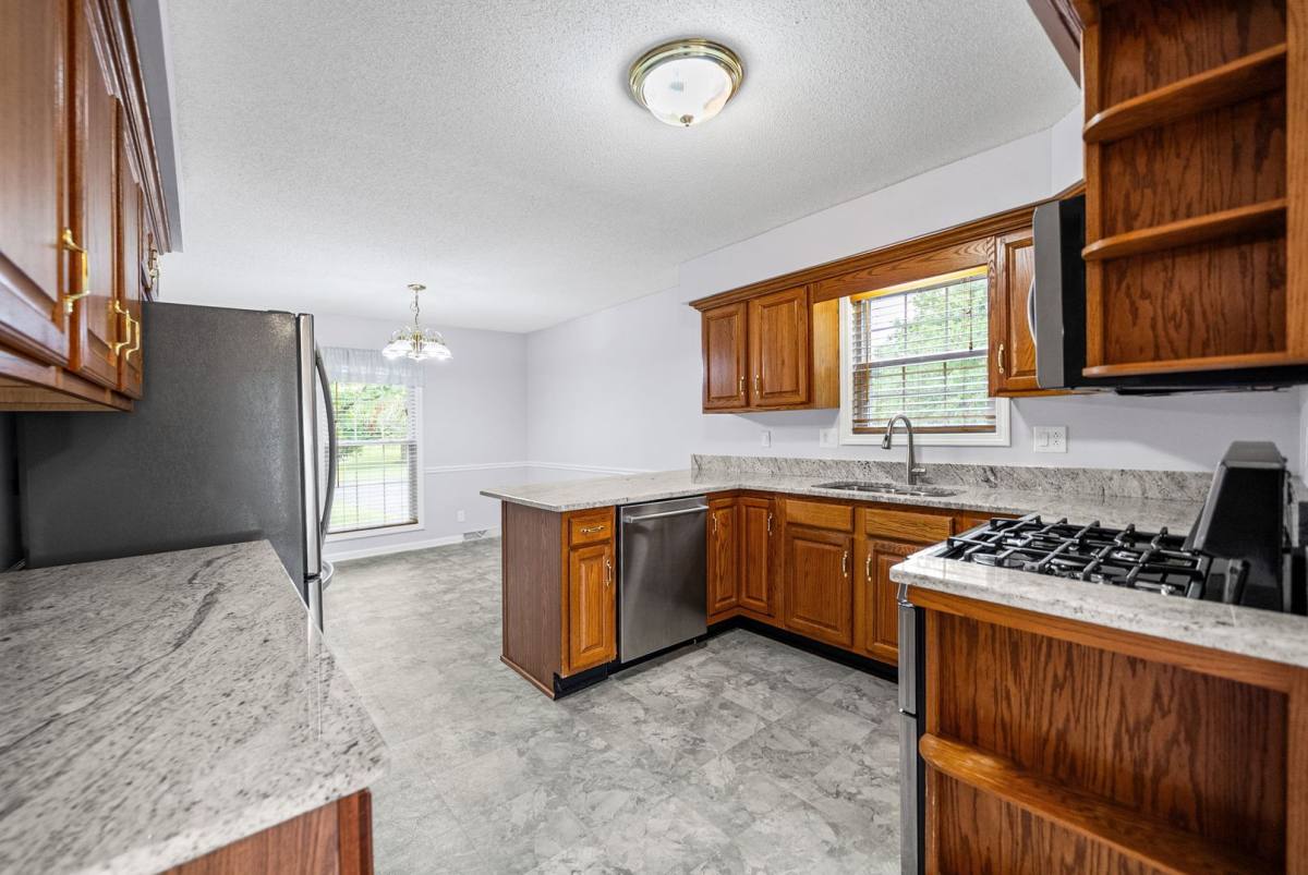 House for rent at 1115 Thornberry Dr, Clarksville, TN 37043