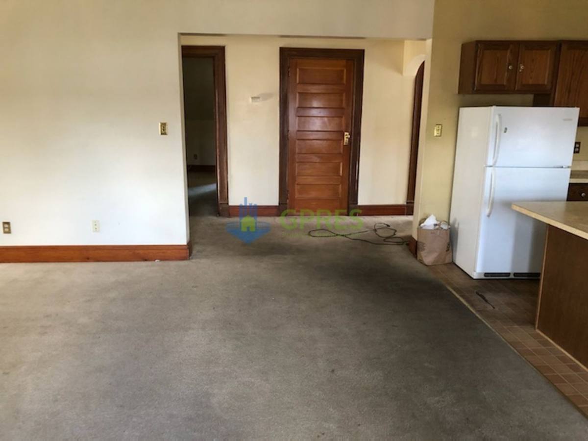 Apartment for rent at 425 S Aiken Ave, Pittsburgh, PA 15232