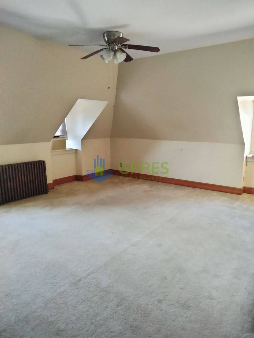 Apartment for rent at 425 S Aiken Ave, Pittsburgh, PA 15232