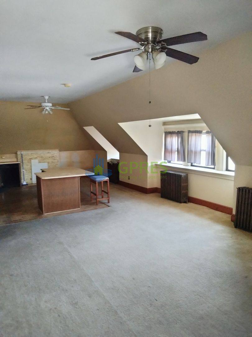 Apartment for rent at 425 S Aiken Ave, Pittsburgh, PA 15232