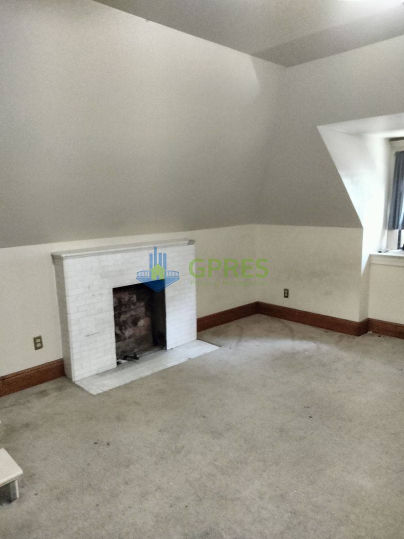 Apartment for rent at 425 S Aiken Ave, Pittsburgh, PA 15232