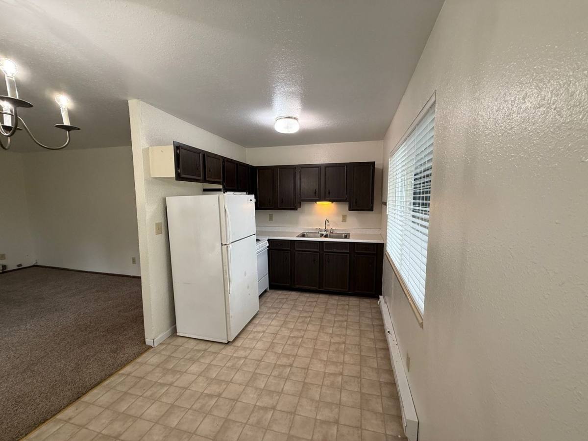 Apartment for rent at 128 Lee Ave Apts, Glide, OR 97443