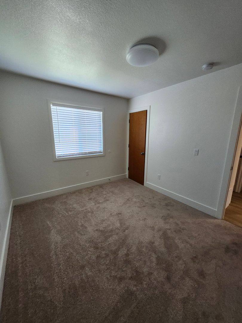 Apartment for rent at 2585 Kenton Court, Santa Rosa, CA 95407