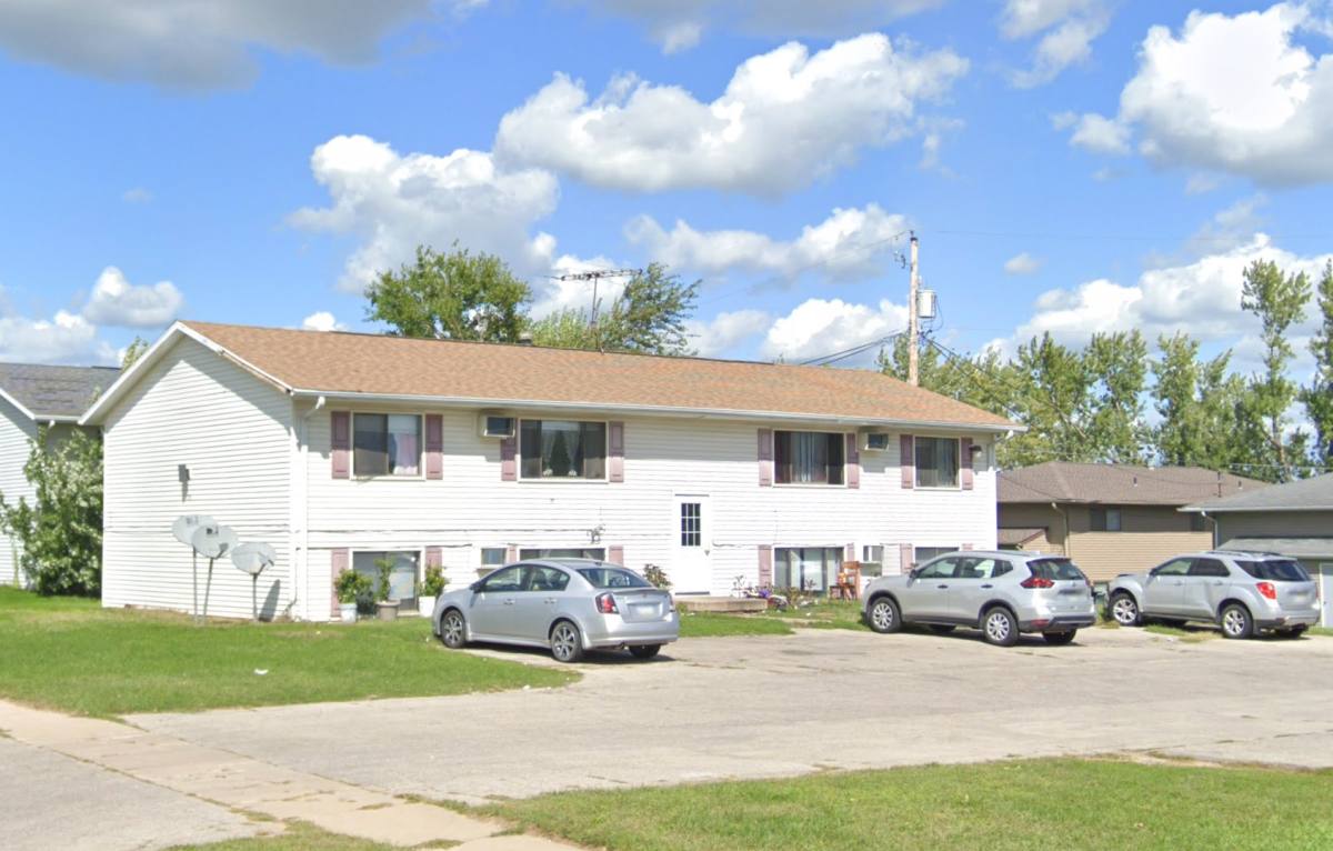 Apartment for rent at 755 Brandon Ave, Hiawatha, IA 52233