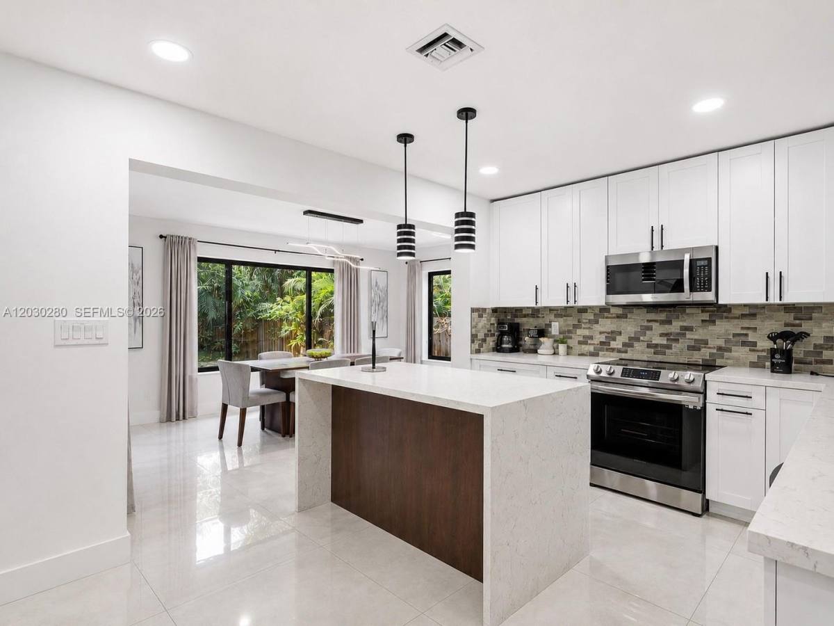 House for rent at 400 NW 30th Court, Fort Lauderdale, FL 33311