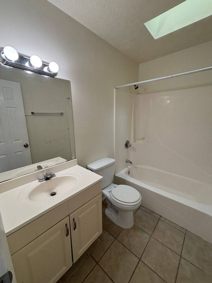 Townhouse for rent at 285 Sukoshi Dr, Panama City, FL 32404