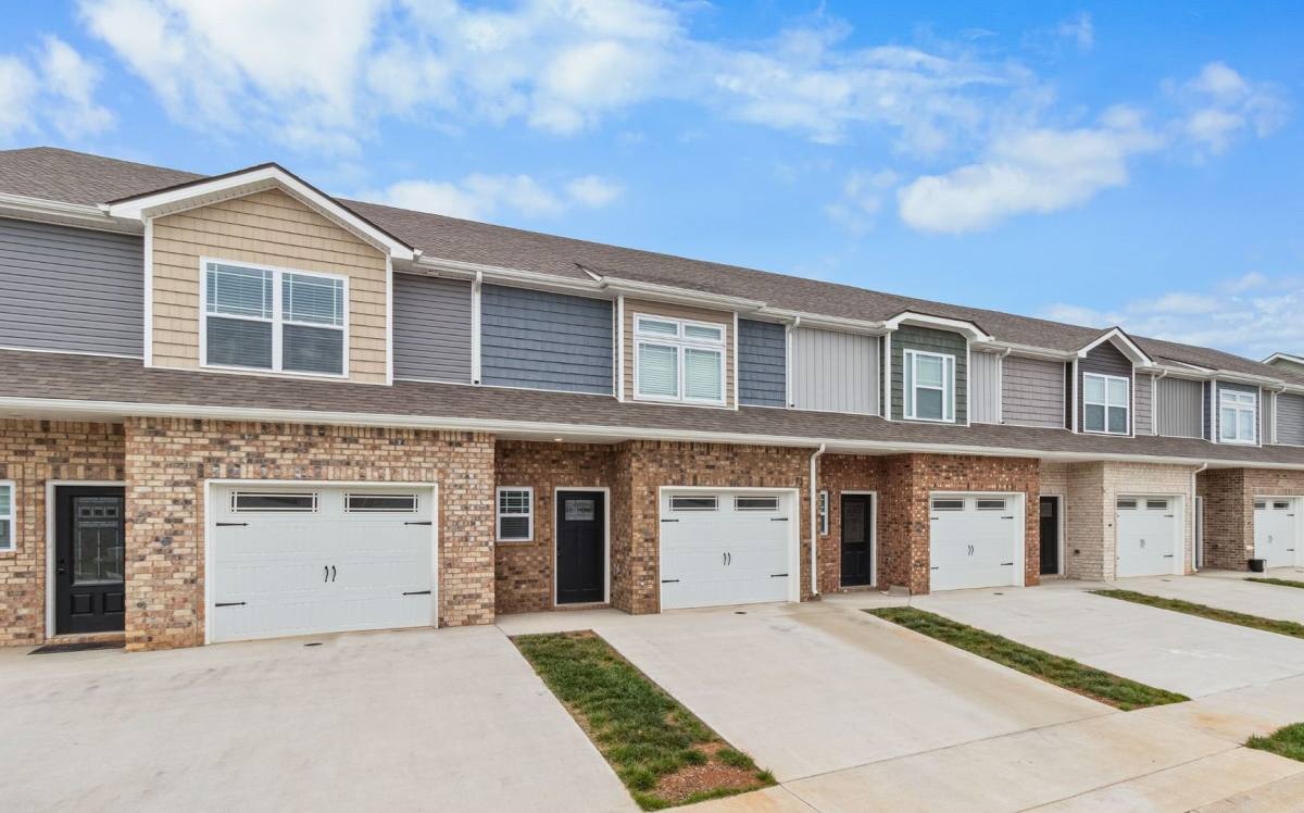 House for rent at 349 Fallow Circle, Clarksville, TN 37040