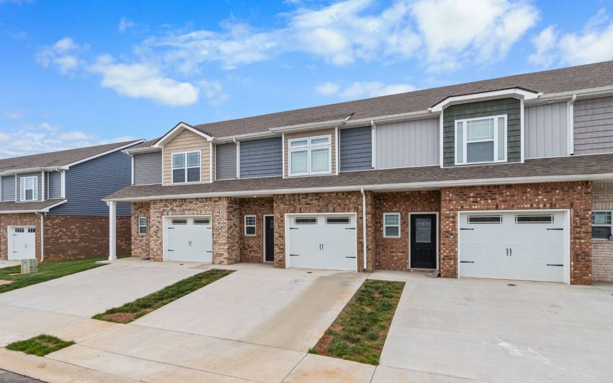 House for rent at 349 Fallow Circle, Clarksville, TN 37040