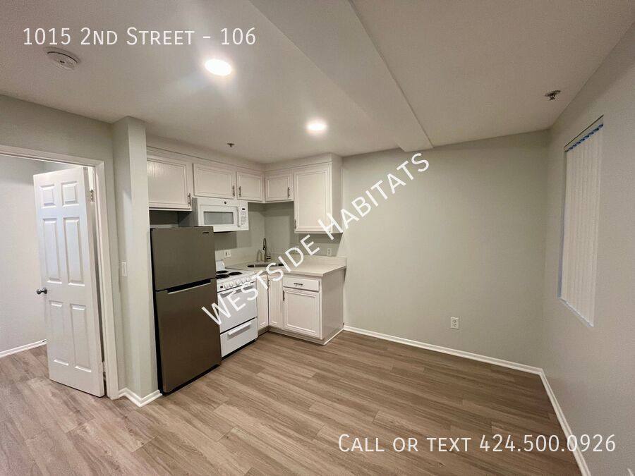 Apartment for rent at 1015 2nd St #106, Santa Monica, CA 90403
