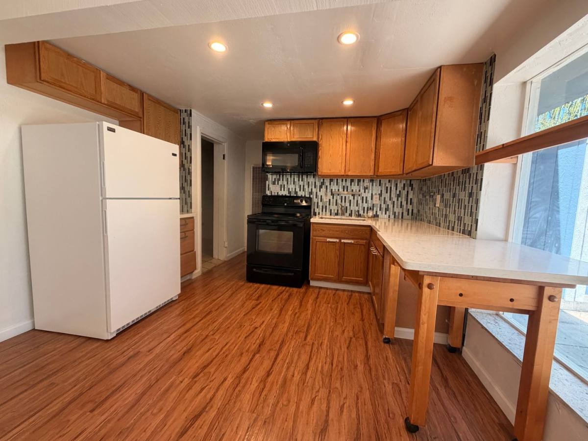 Apartment for rent at 640 Tabor Dr, Scotts Valley, CA 95066
