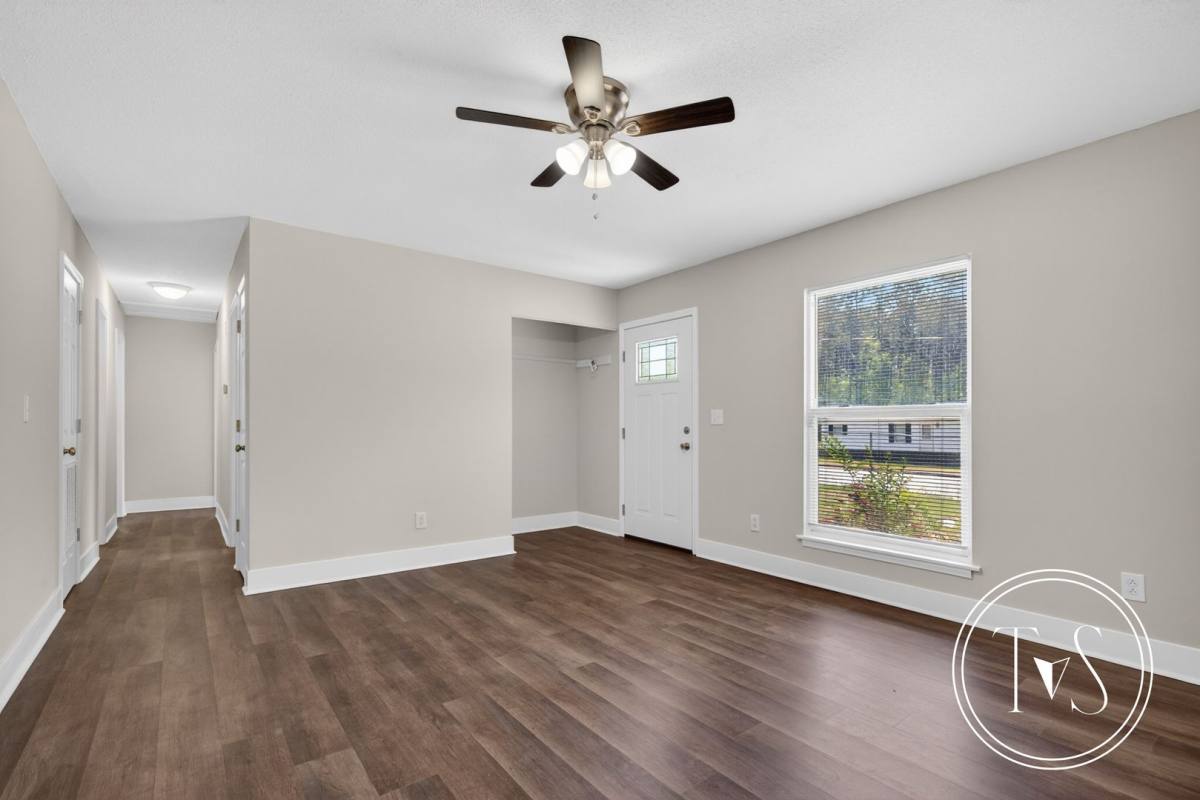 House for rent at 109 Elm St, Claxton, GA 30417