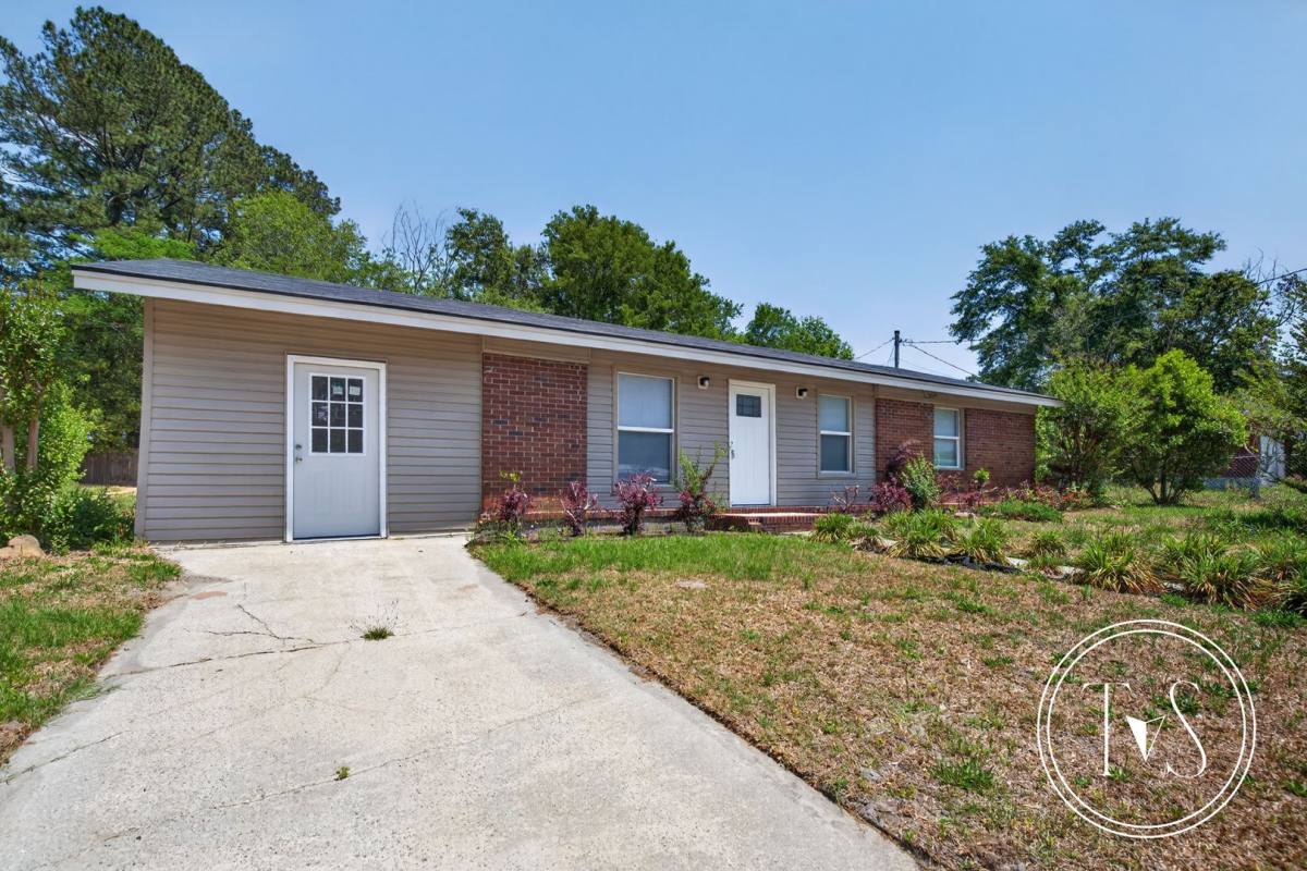 House for rent at 109 Elm St, Claxton, GA 30417