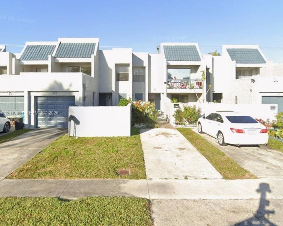 House for rent at 1817 NW 58th Ave, Fort Lauderdale, FL 33313