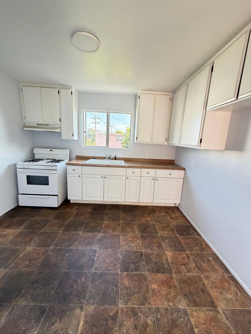 Apartment for rent at 4455-4457 32nd St, San Diego, CA 92116