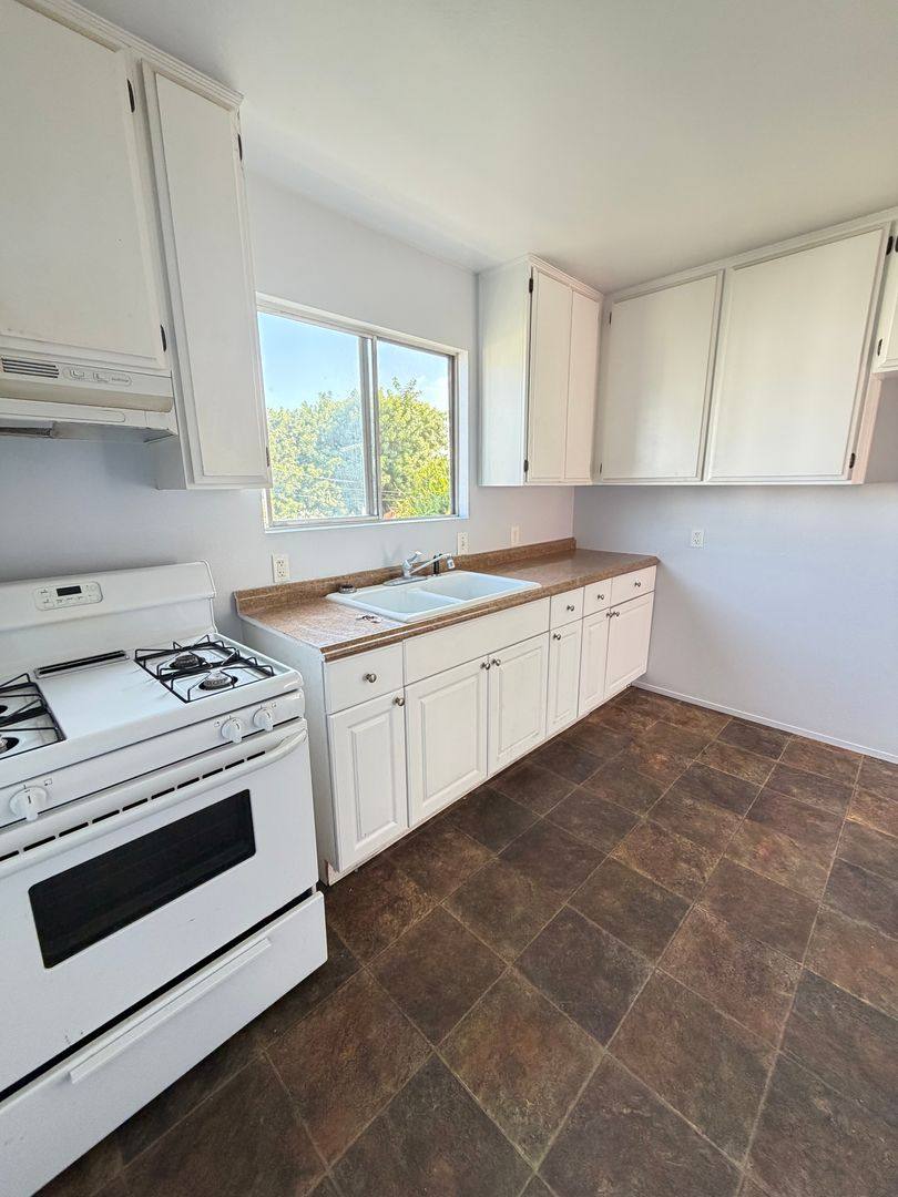 Apartment for rent at 4455-4457 32nd St, San Diego, CA 92116