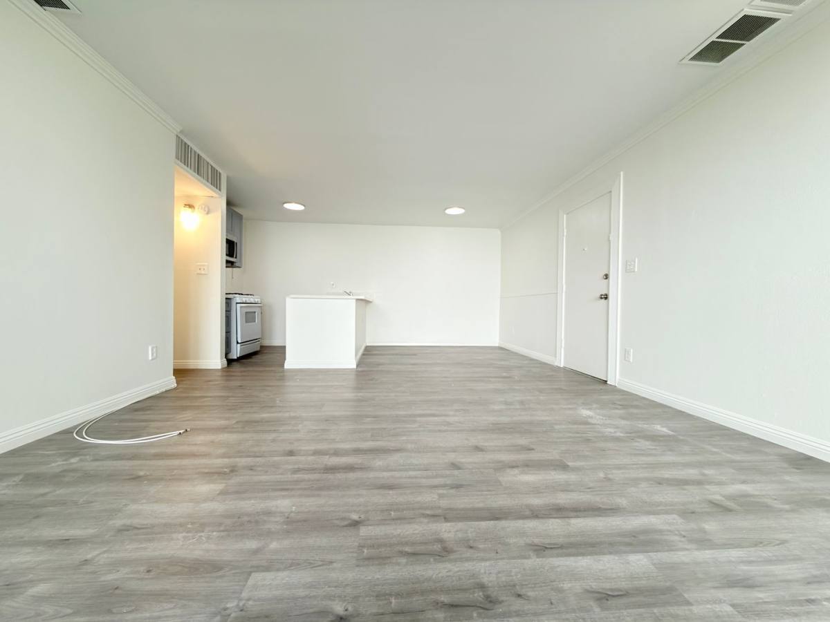 Apartment for rent at 8601 International Ave #177, Canoga Park, CA 91304