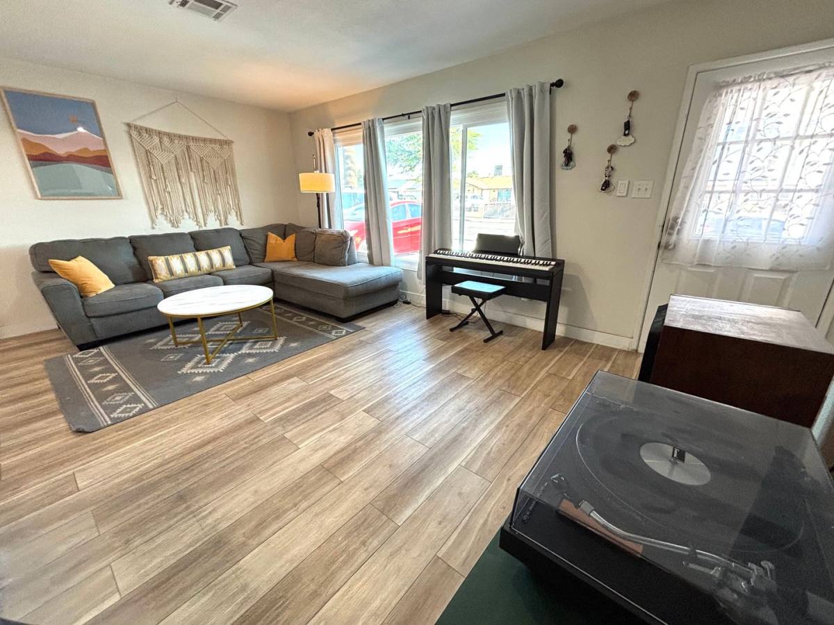 House for rent at 1920 Howard Ave, Las Vegas, NV 89104