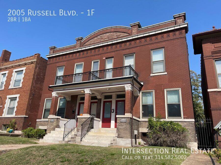 Apartment for rent at 2005 Russell Blvd #1F, Saint Louis, MO 63104