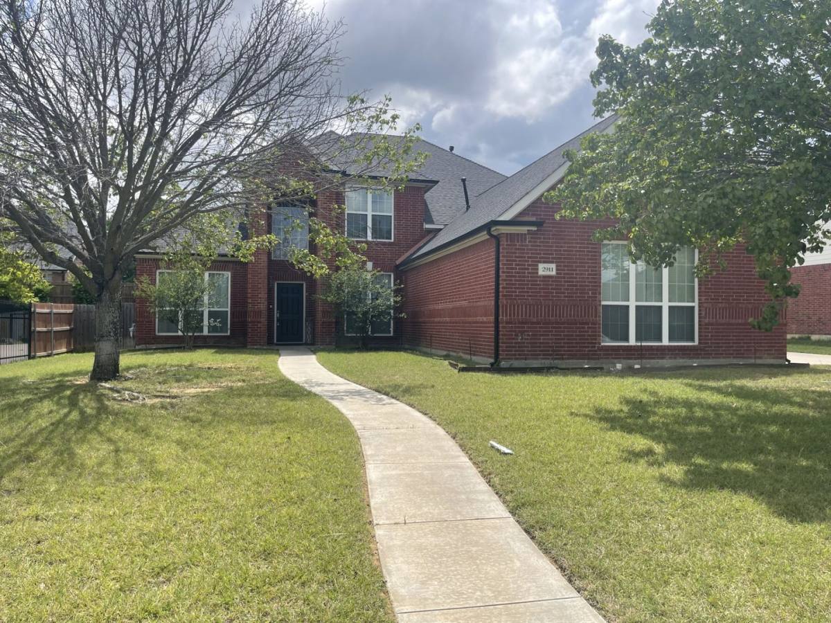 House for rent at 2911 Saint Jude, Dr, Mansfield, TX 76063