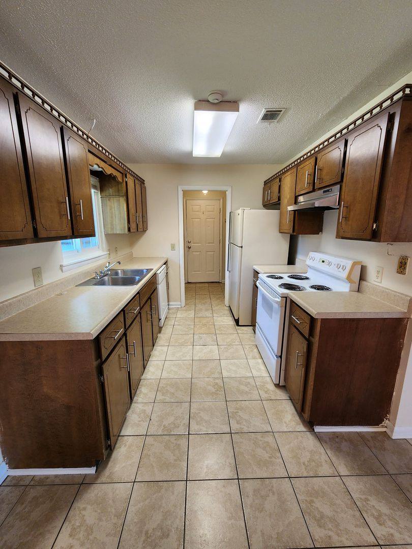 House for rent at 802 Margarat Lane, Hinesville, GA 31313