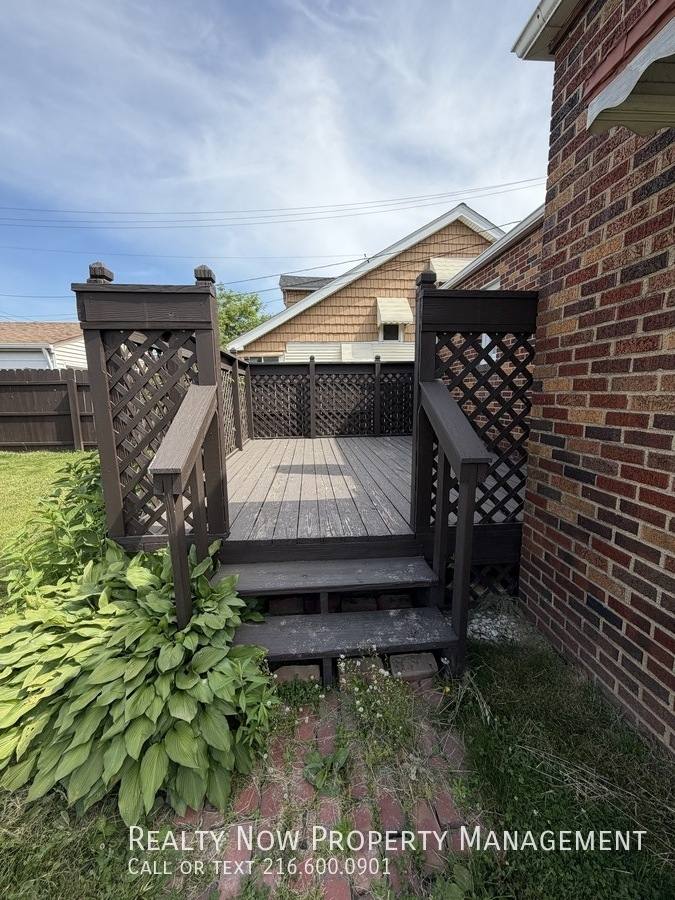 House for rent at 5032 E 110th St, Cleveland, OH 44125