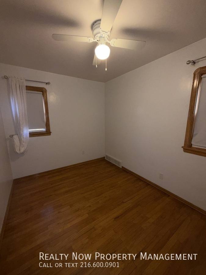 House for rent at 5032 E 110th St, Cleveland, OH 44125