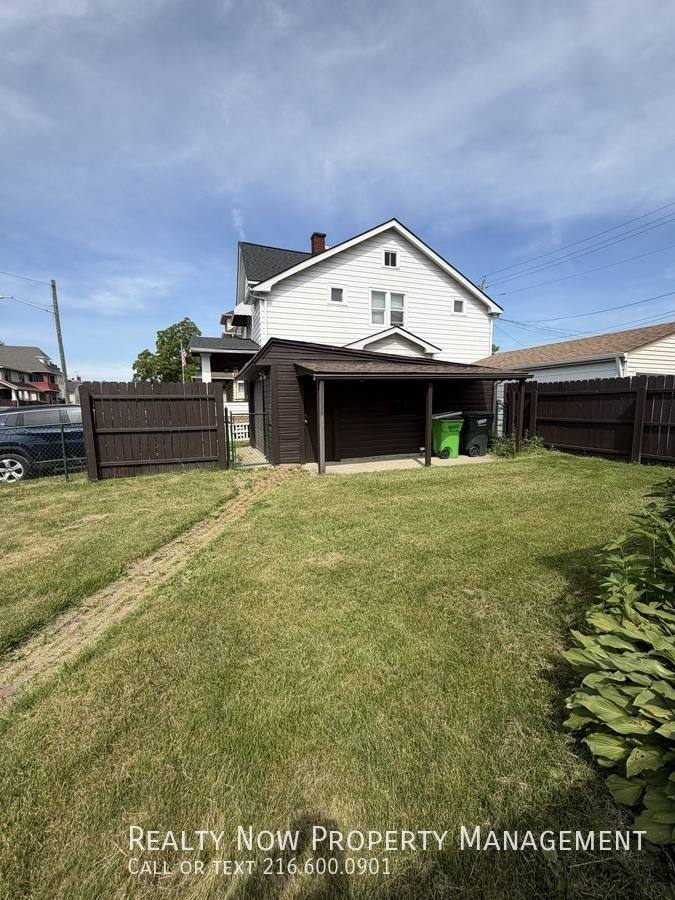 House for rent at 5032 E 110th St, Cleveland, OH 44125