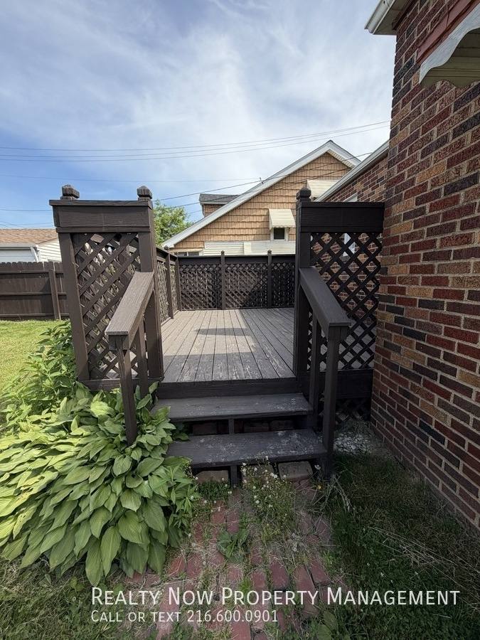 House for rent at 5032 E 110th St, Cleveland, OH 44125