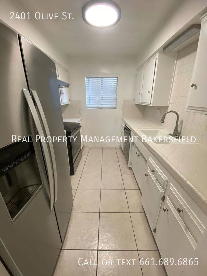 Apartment for rent at 2401 Olive St, Bakersfield, CA 93301