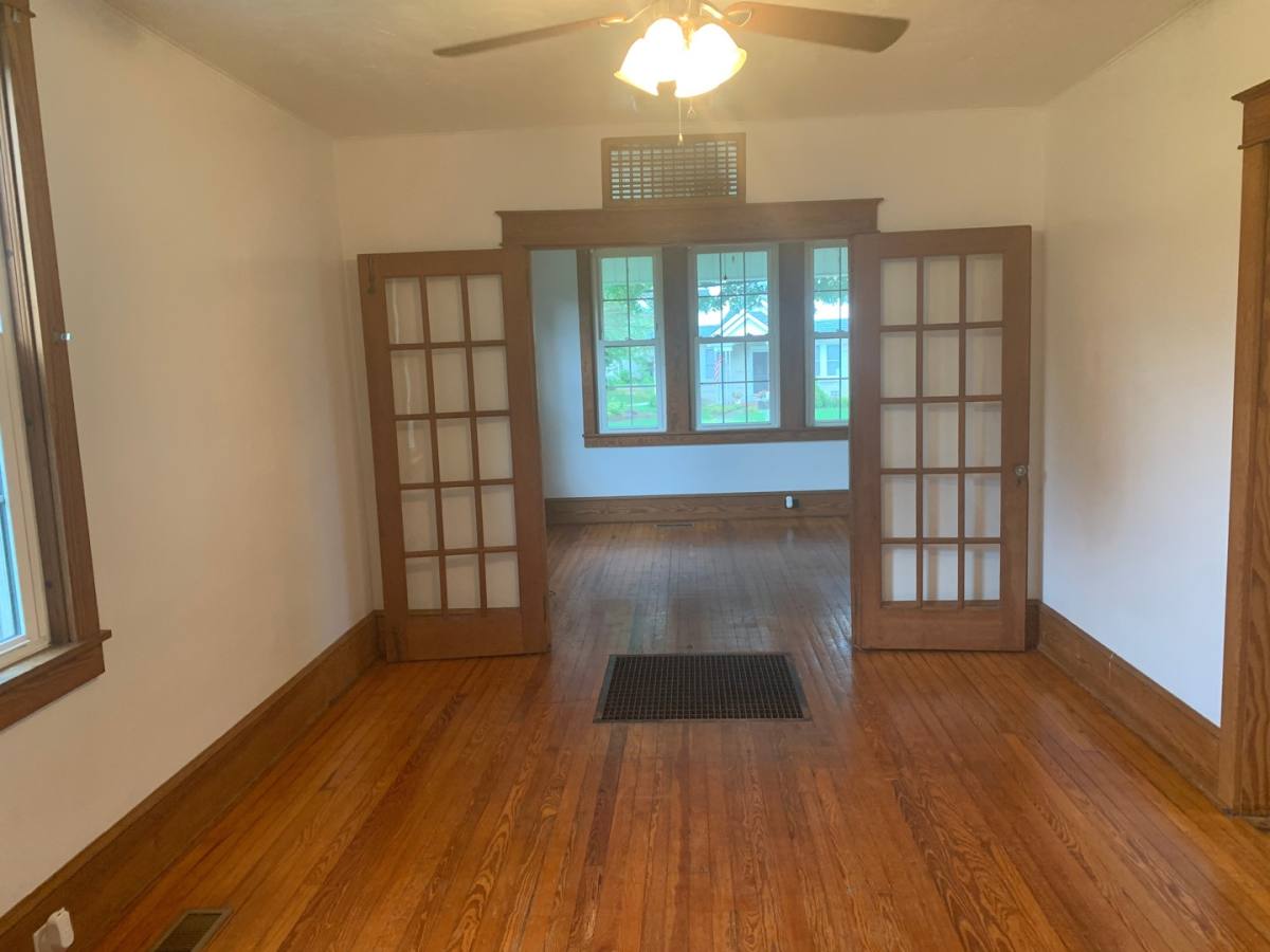 House for rent at 2243 Sunset Lane Front, York, PA 17408