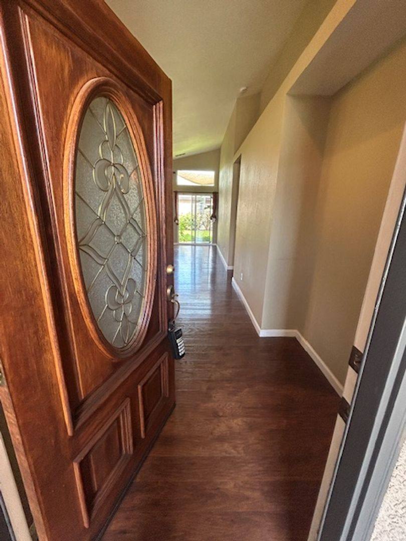 House for rent at 1896 Mathew Ave, Farmersville, CA 93223