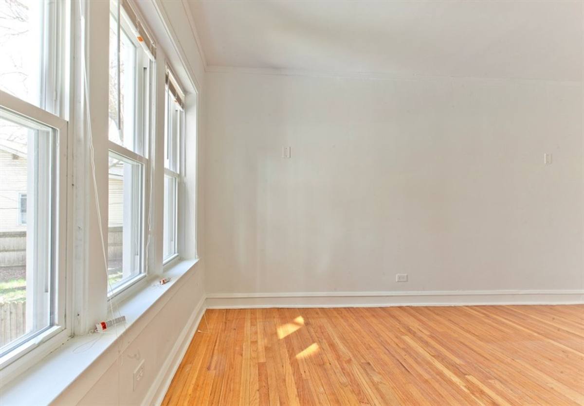 Apartment for rent at 11932 S Stewart Ave, Chicago, IL 60628